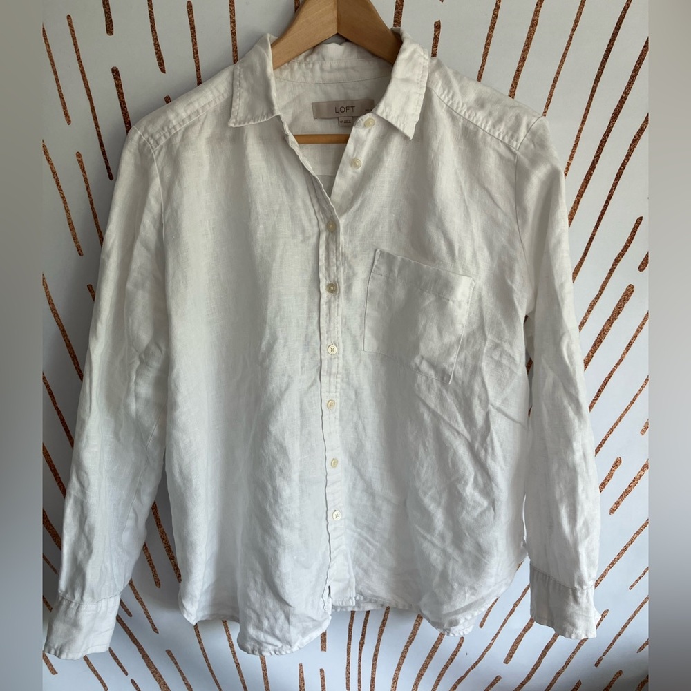 Petite LOFT Linen Button Up